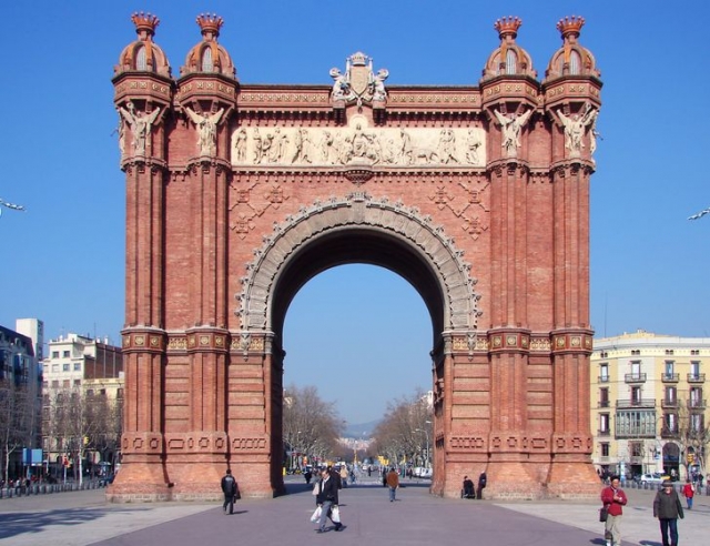 arco del triunfo de barcelona